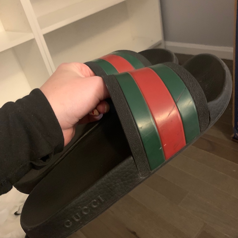 Gucci flip flops